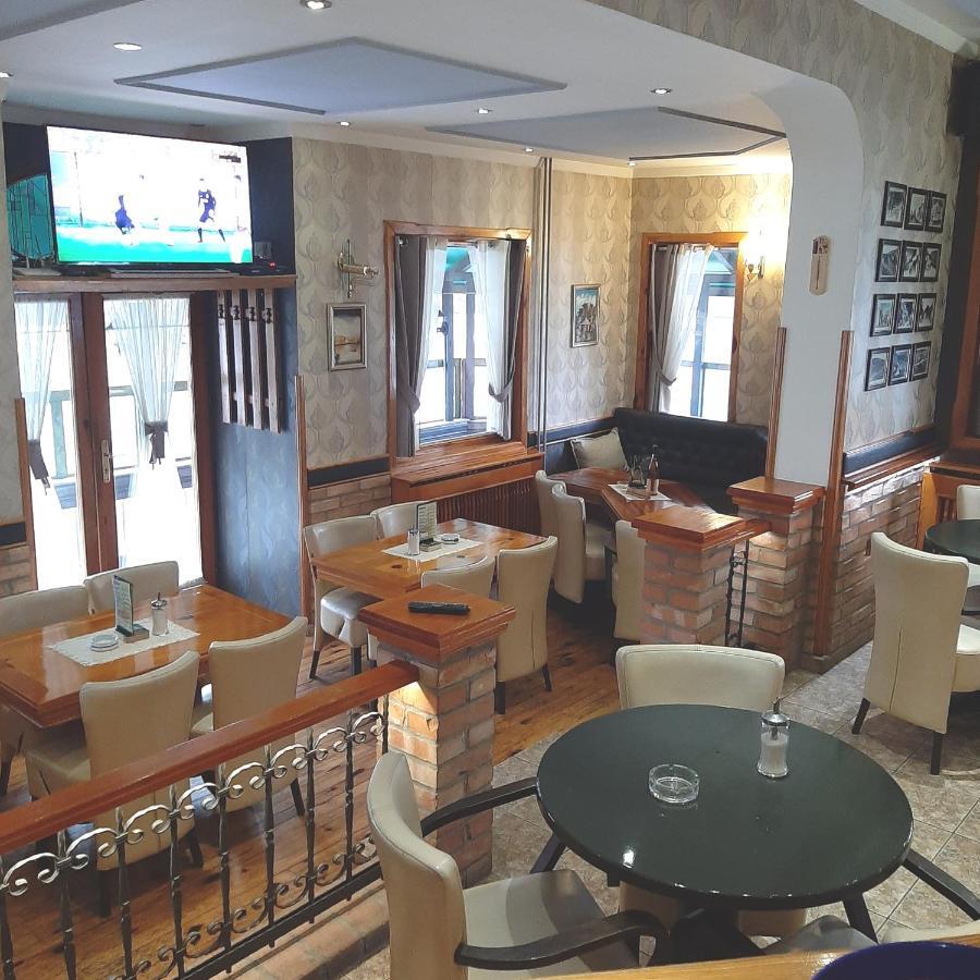 Caffe Pizzeria I Apartmani Bona Fides Nm Нова-Варош Экстерьер фото