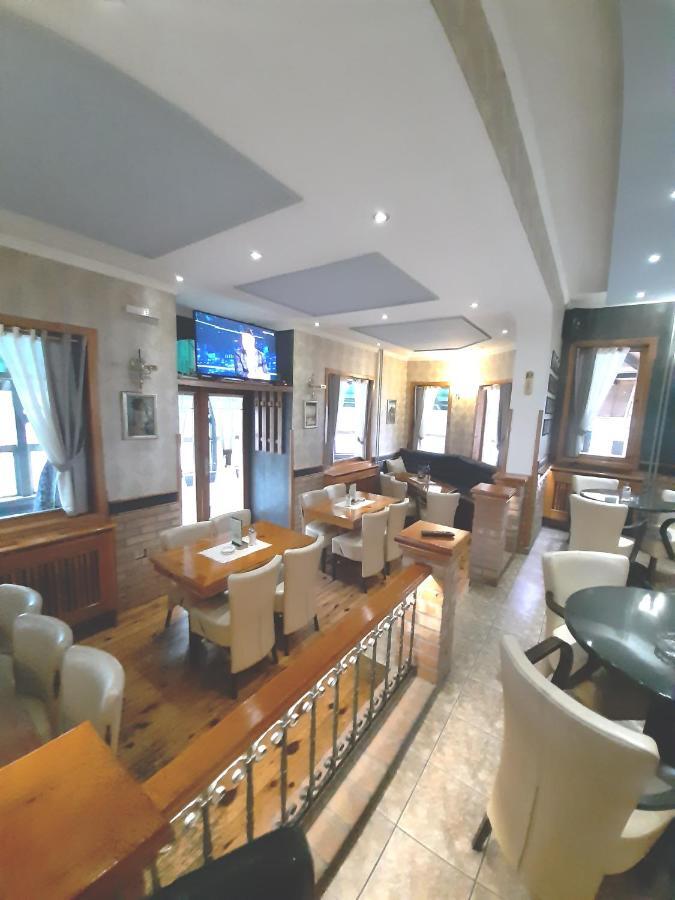 Caffe Pizzeria I Apartmani Bona Fides Nm Нова-Варош Экстерьер фото